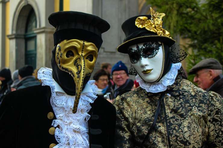 In Italia ogni regione ha le sue maschere tipiche: ognuna si lega a differenti storie e tradizioni