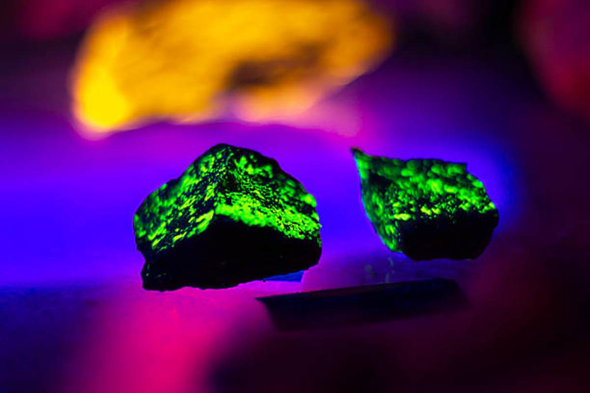 Minerali fluorescenti