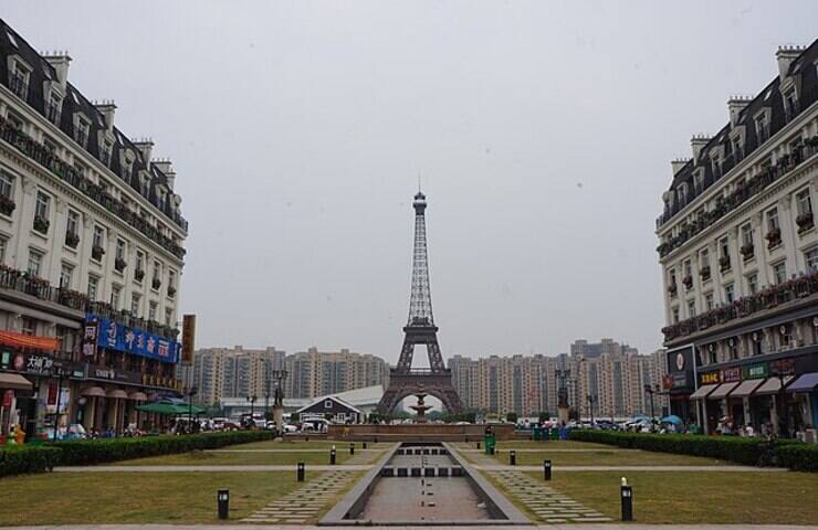 Tianducheng torre eiffel e palazzi