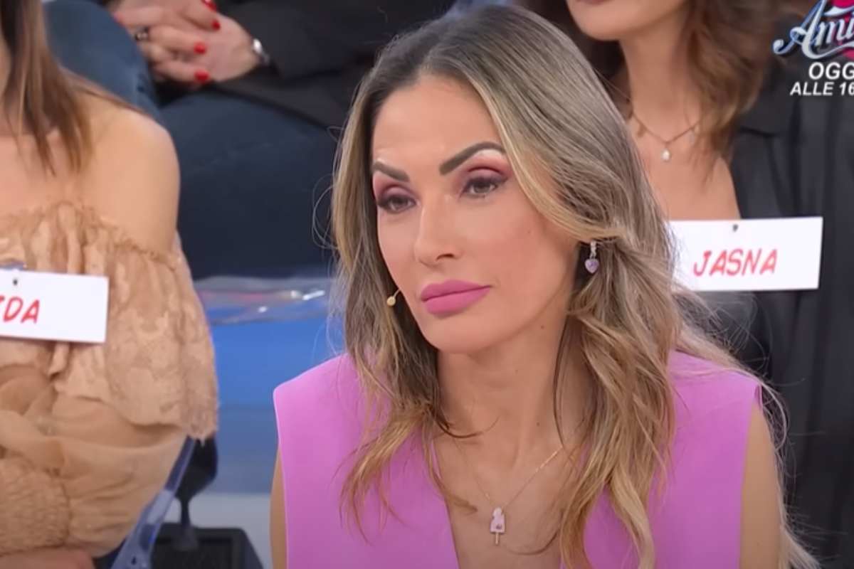 Ida Platano cambia look