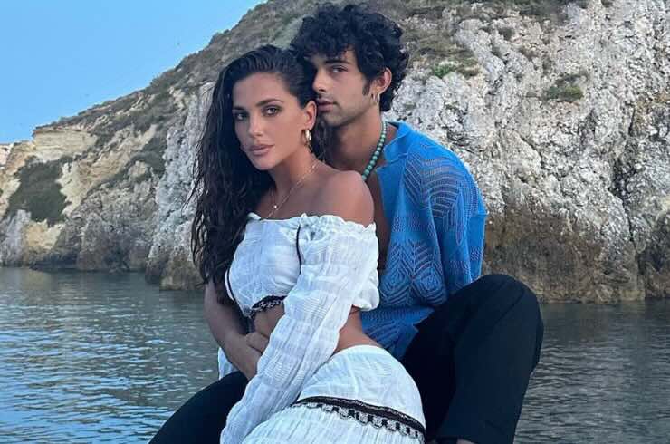 Amici: gli indizi della ballerina sulla fine del suo amore