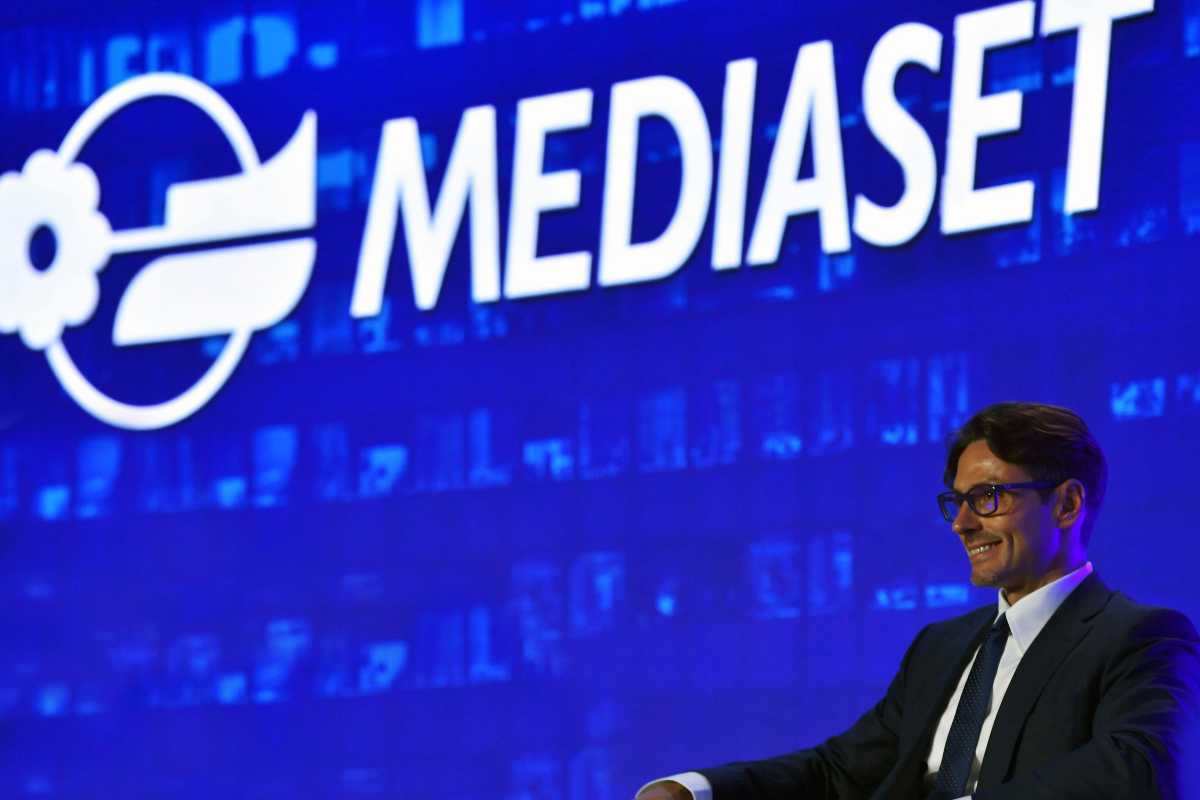 Mediaset compare programma fantasma palinsesti