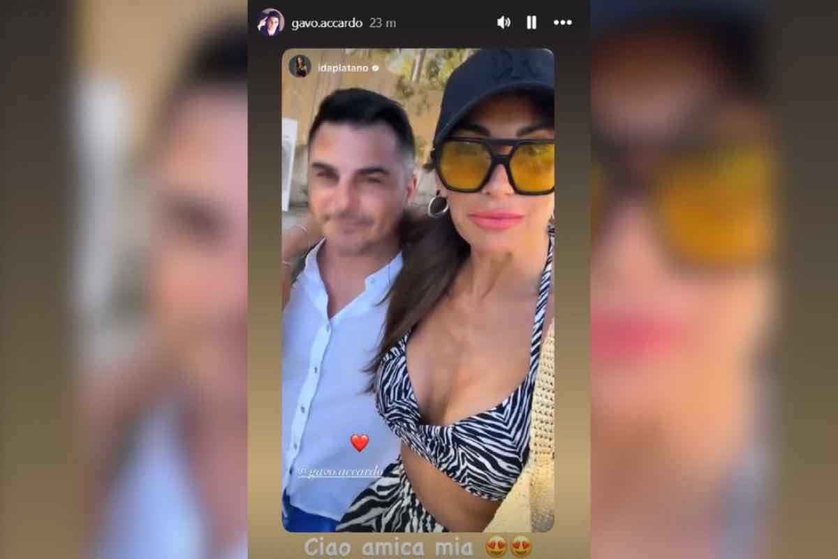 Ida Platano vacanze in dolce compagnia